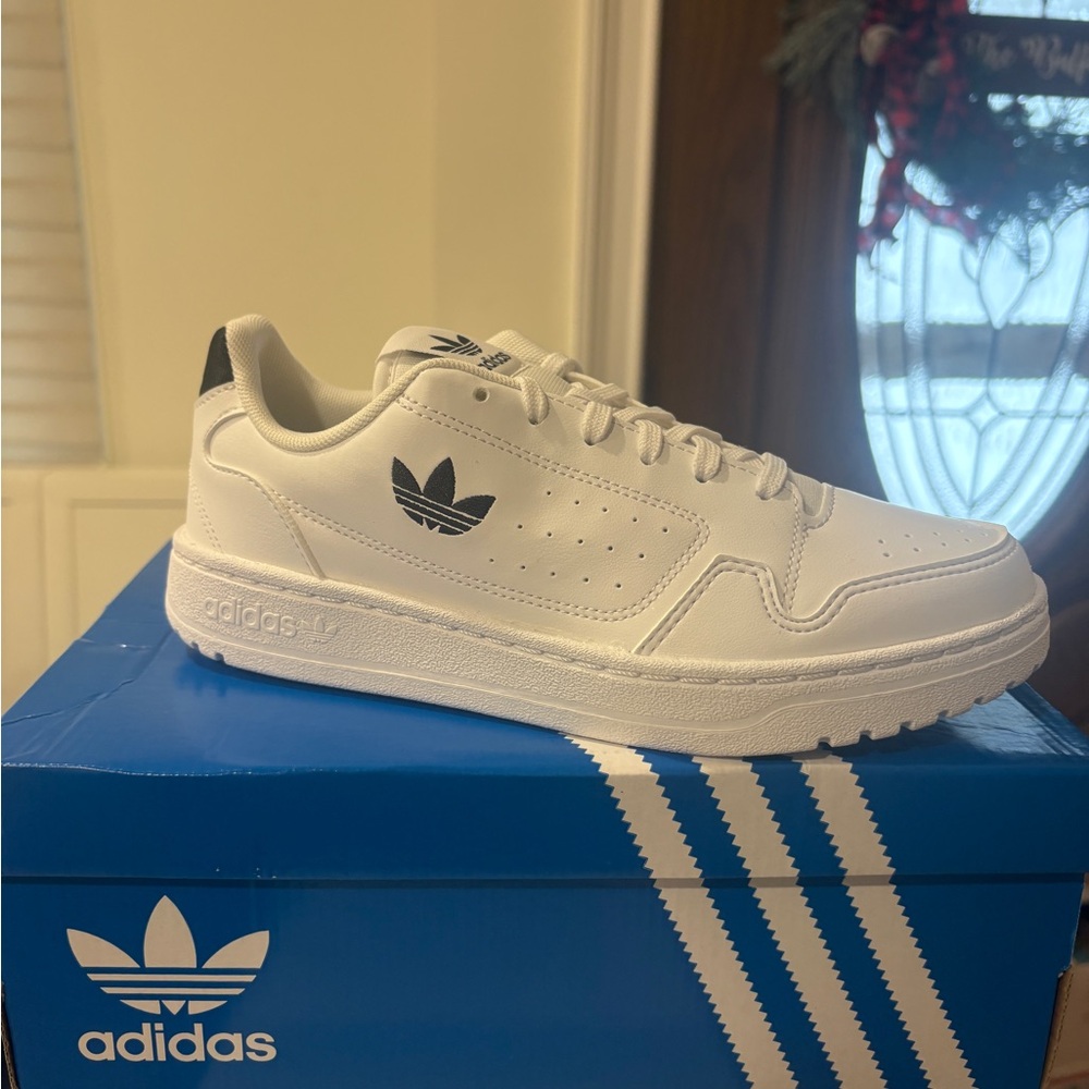 NWT Adidas Women's White Sneakers - Picture 5 of 5